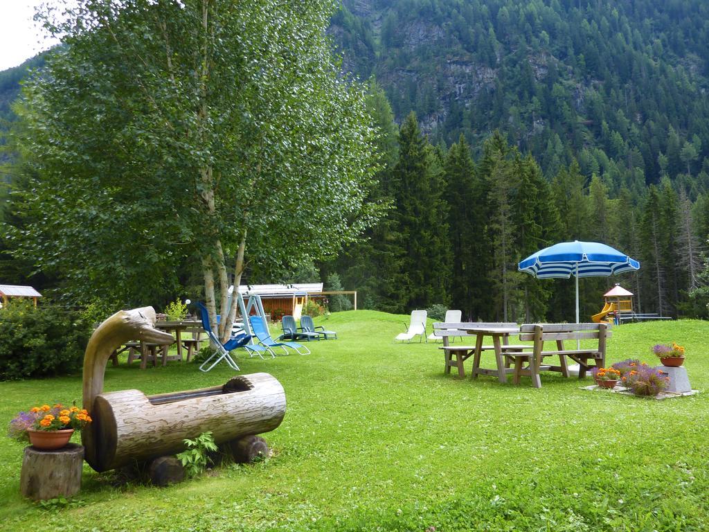 Appartamenti Majon Sotroi Campitello di Fassa Buitenkant foto