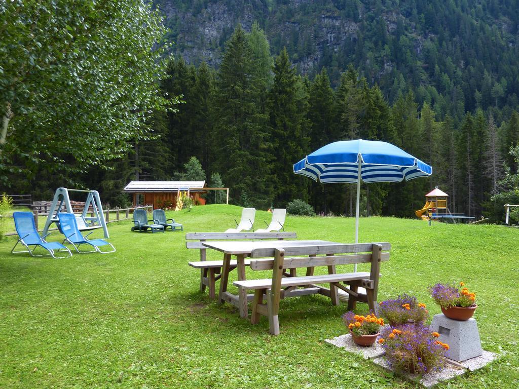 Appartamenti Majon Sotroi Campitello di Fassa Buitenkant foto