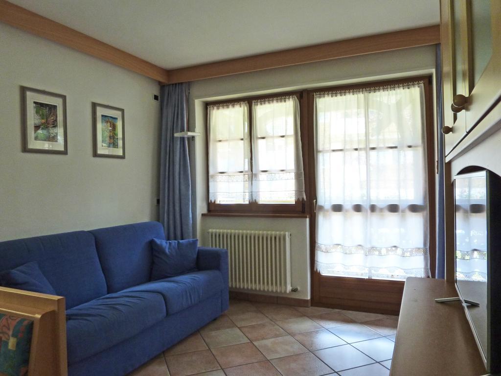 Appartamenti Majon Sotroi Campitello di Fassa Kamer foto