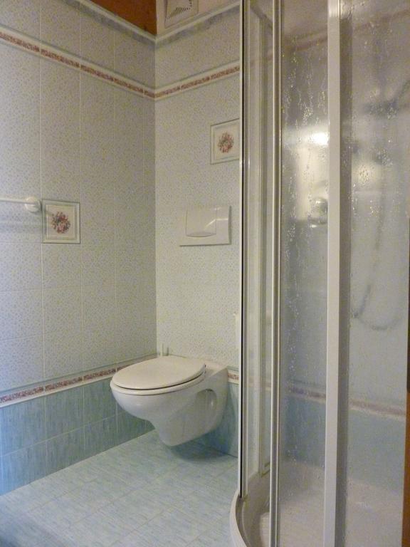 Appartamenti Majon Sotroi Campitello di Fassa Kamer foto