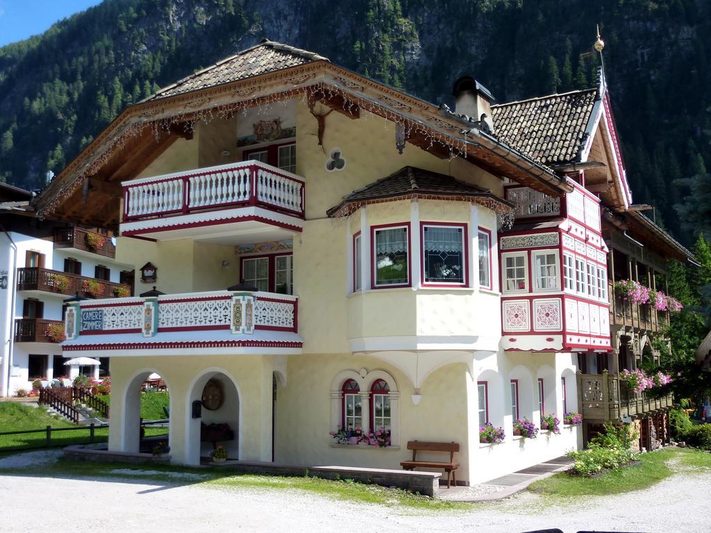 Appartamenti Majon Sotroi Campitello di Fassa Buitenkant foto